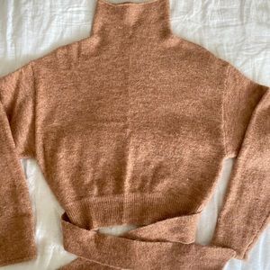 Wilfred Lorin Sweater